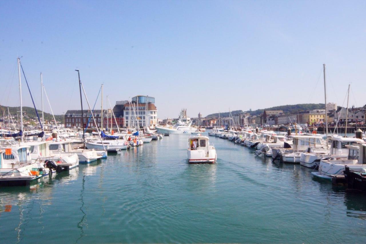 " Le Leana Cardi " Fecamp Bord De Mer Exteriör bild